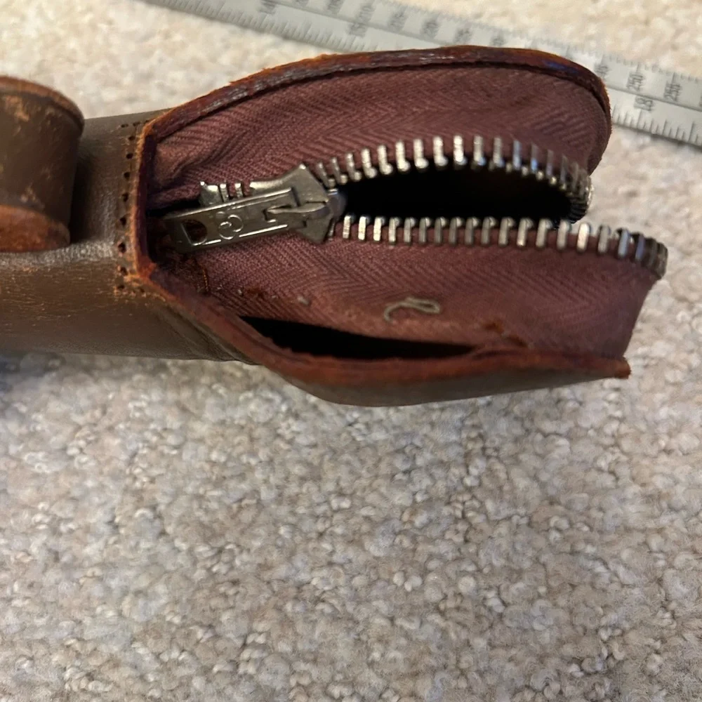 Vintage Travel Tripod and Leather Case SUPER FAST SHIPPING